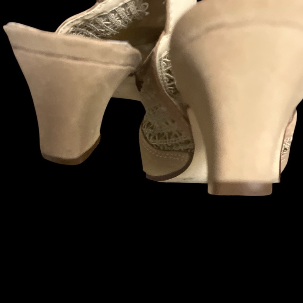 LJ Simone Tan Women's Shoes Size 5 1/2 M - Picture 3 of 6